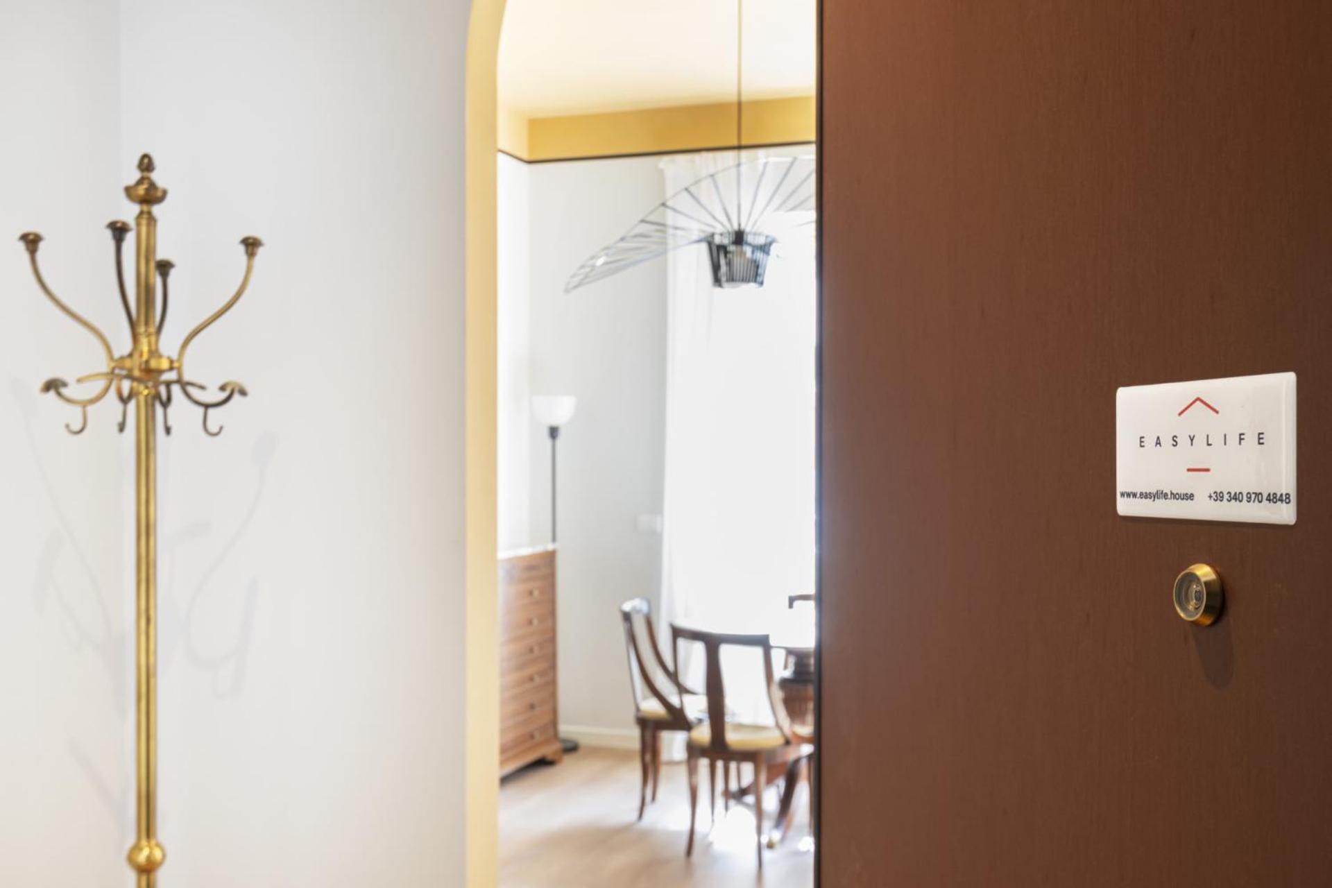 Easylife - Luminosa Dimora In Sant'Ambrogio Apartman Milánó Kültér fotó